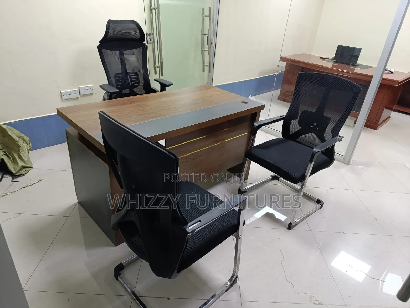 Office Set Up (Desk +Chairs)