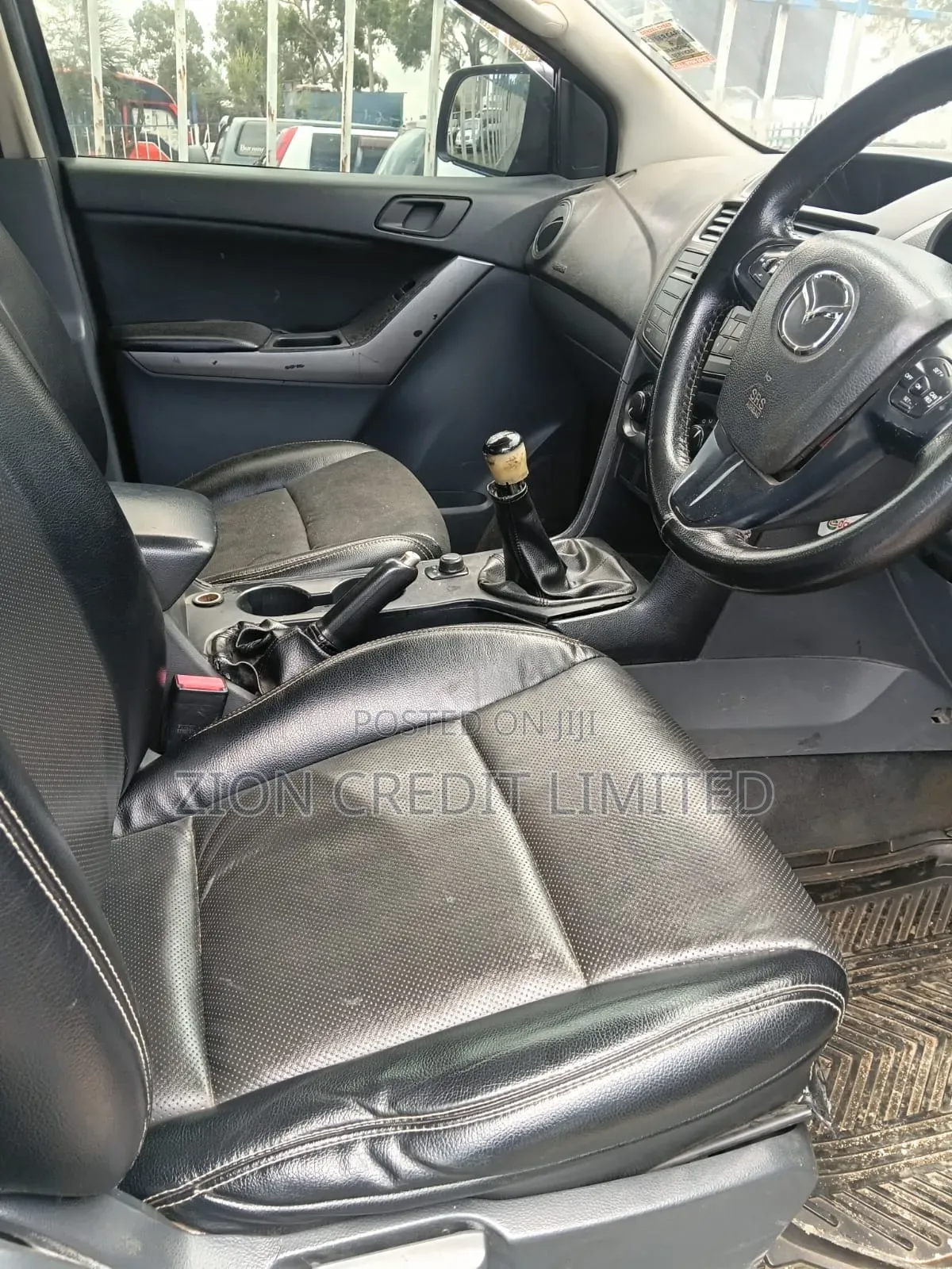 Mazda BT-50 2014 Blue