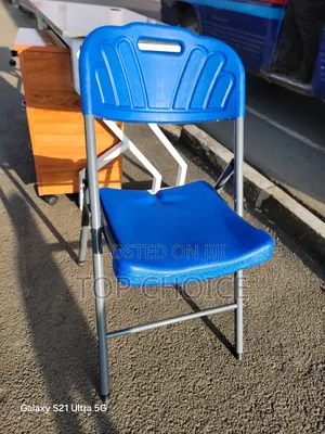 Plastic Dining Chairs :, Foldable