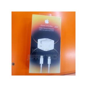 iPhone 14 Pro Max Chager - main view