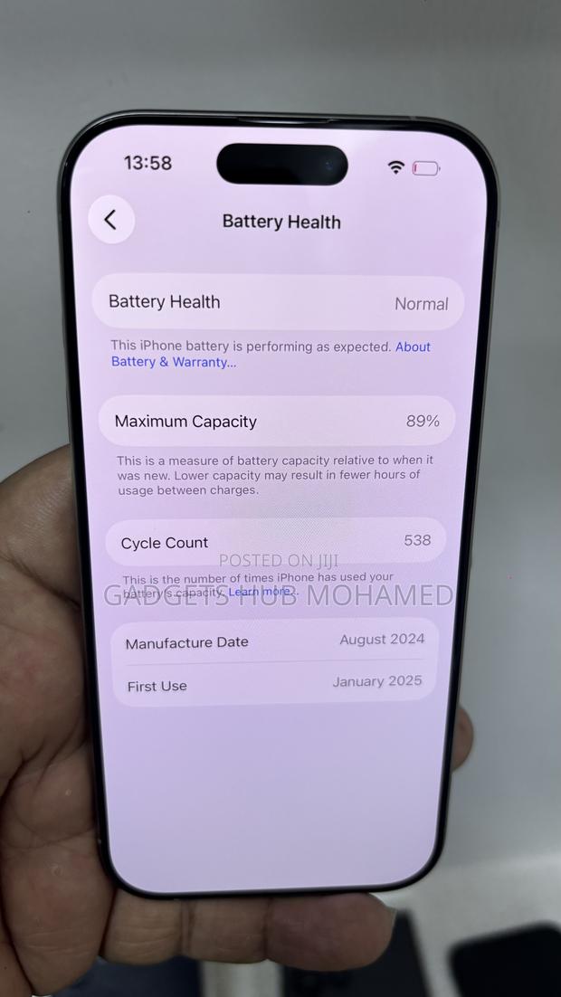 Apple iPhone 16 Pro 256 GB Gray - thumbnail 2