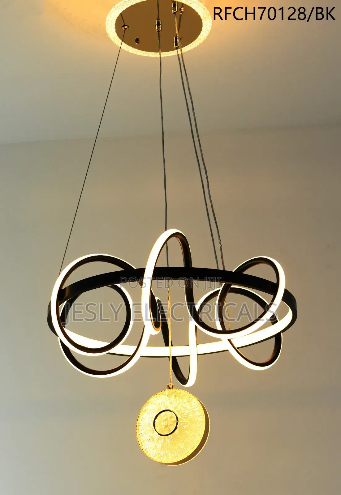 Aiwen Creative Avant-Garde Geometric Pendant Light.