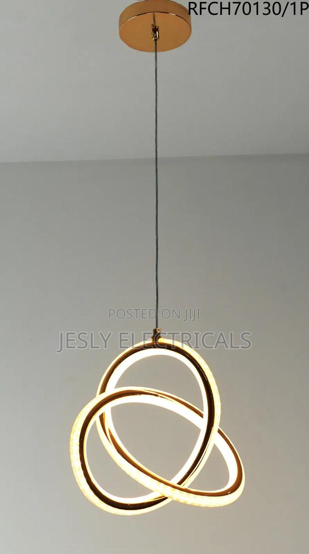Golden Knot Pendant Light