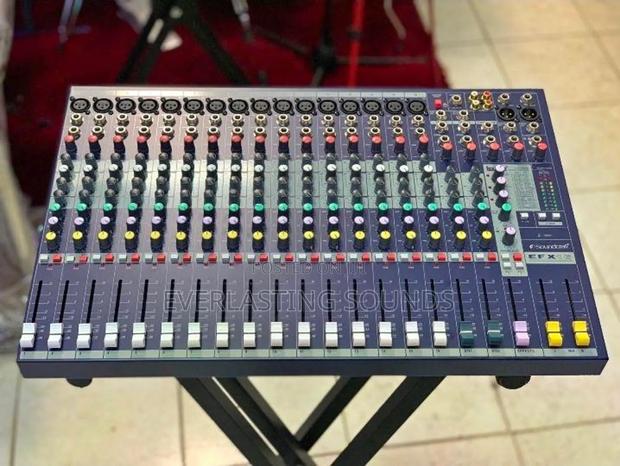 Sound Craft 12 Channel Analog Mixer - main view