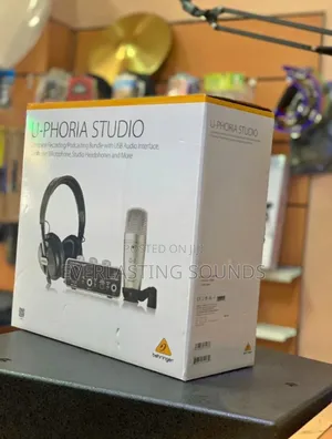 Behringer U-Phoria Studio Complete Set