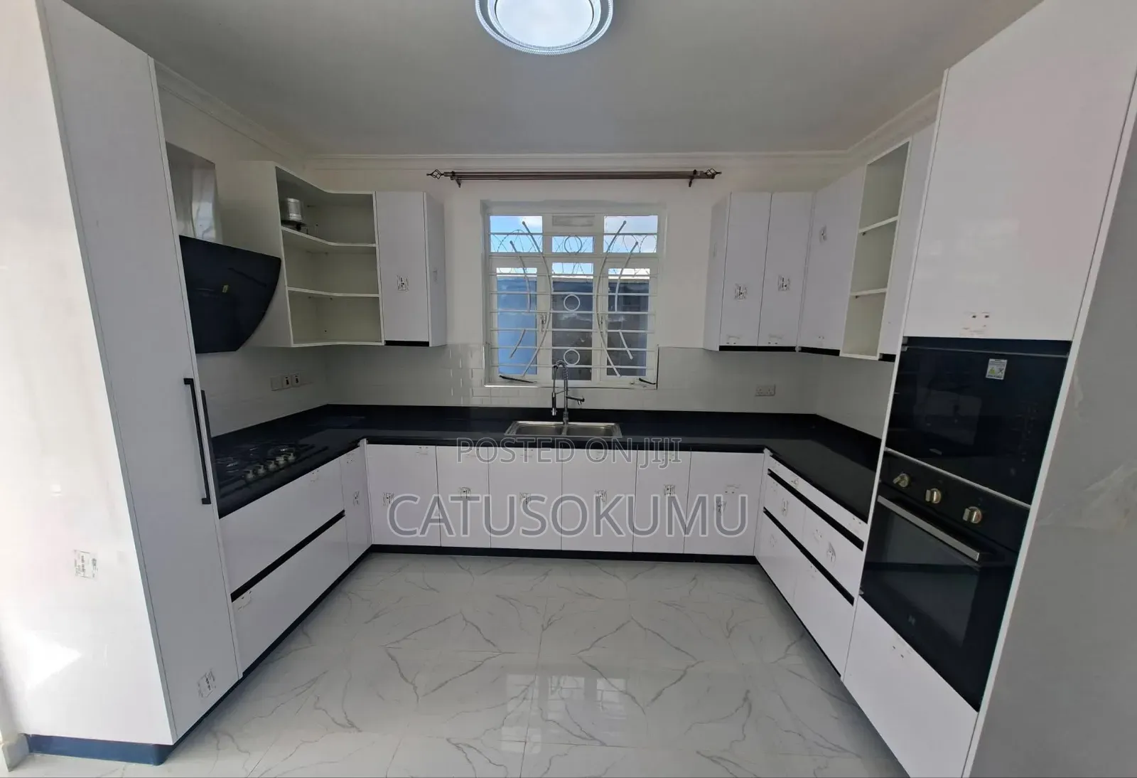 5bdrm Maisonette in Kitengela for sale