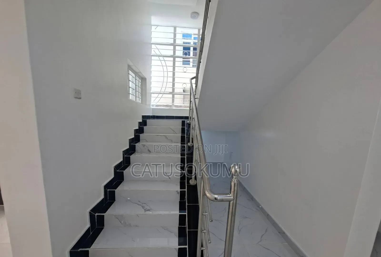 5bdrm Maisonette in Kitengela for sale