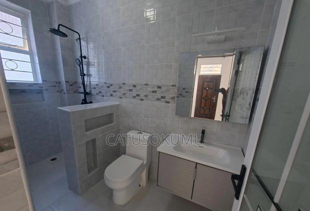 5bdrm Maisonette in Kitengela for sale - thumbnail 11