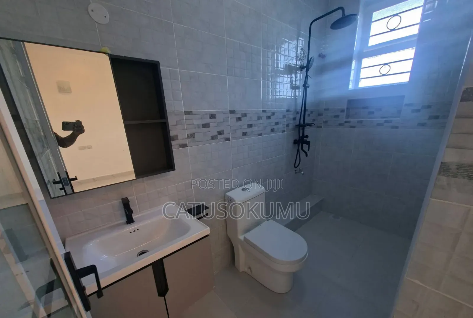 5bdrm Maisonette in Kitengela for sale