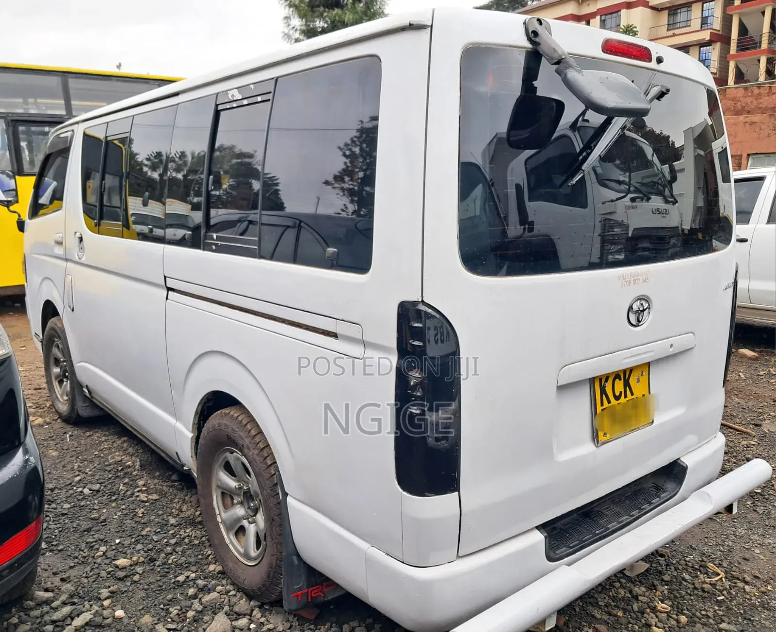 Toyota HiAce 2010 White