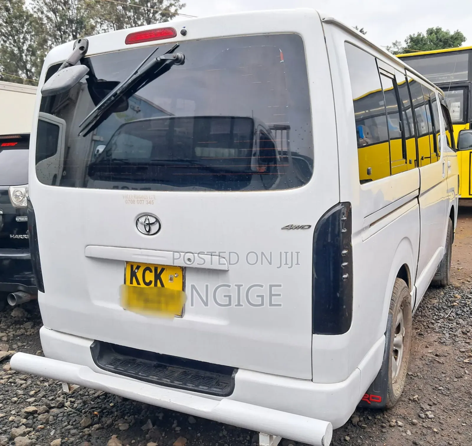 Toyota HiAce 2010 White