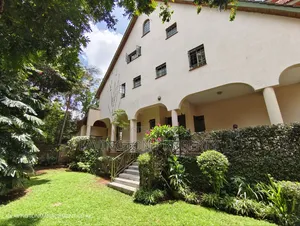 4bdrm Townhouse / Terrace in Maziwa for rent