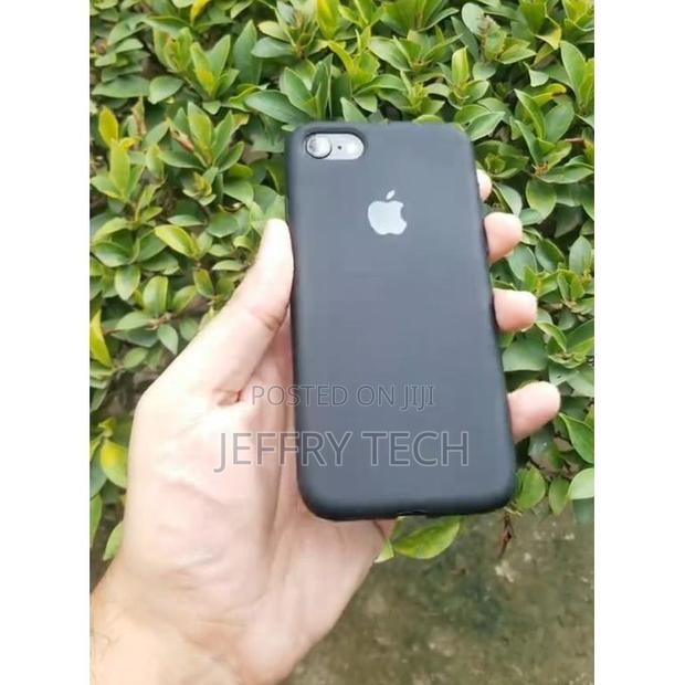 Apple iPhone 7/8 Original Silicone Case/Cover, Liquid Silicone Phone - thumbnail 2