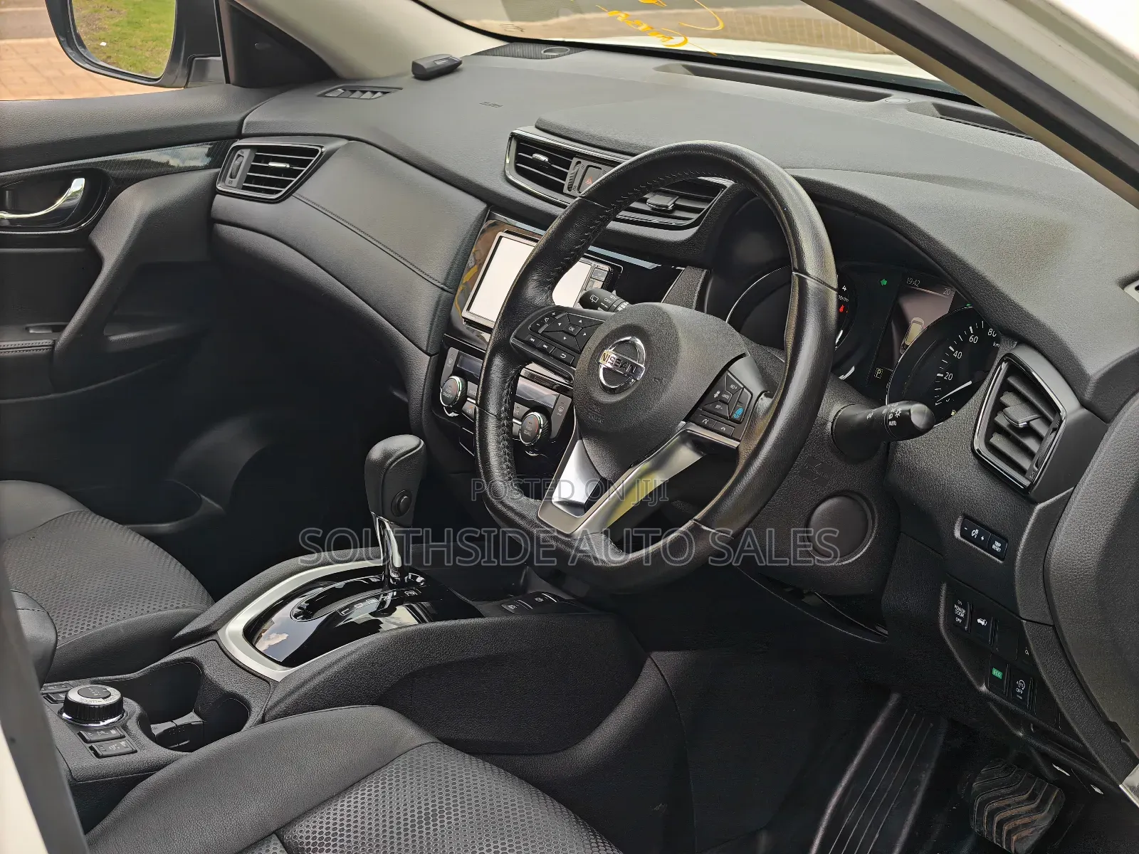 Nissan X-Trail 2.0 Petrol AWD 2019 White