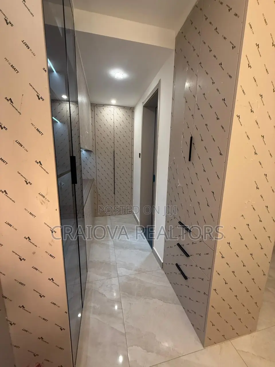 3bdrm Apartment in Raphta Road Area for sale