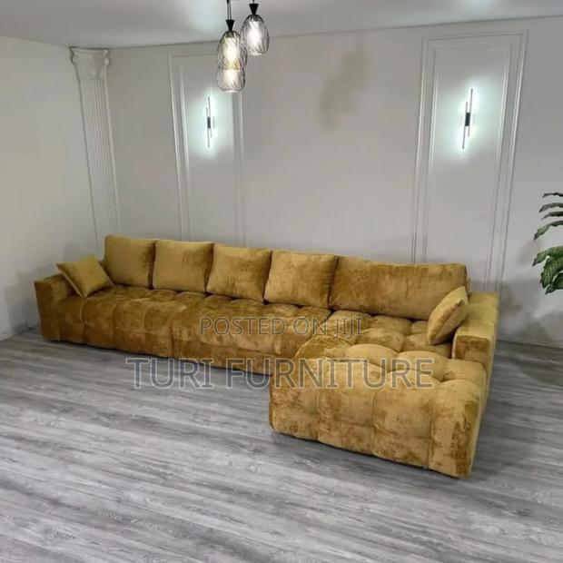 Bubble Sofa With Spring Cushions