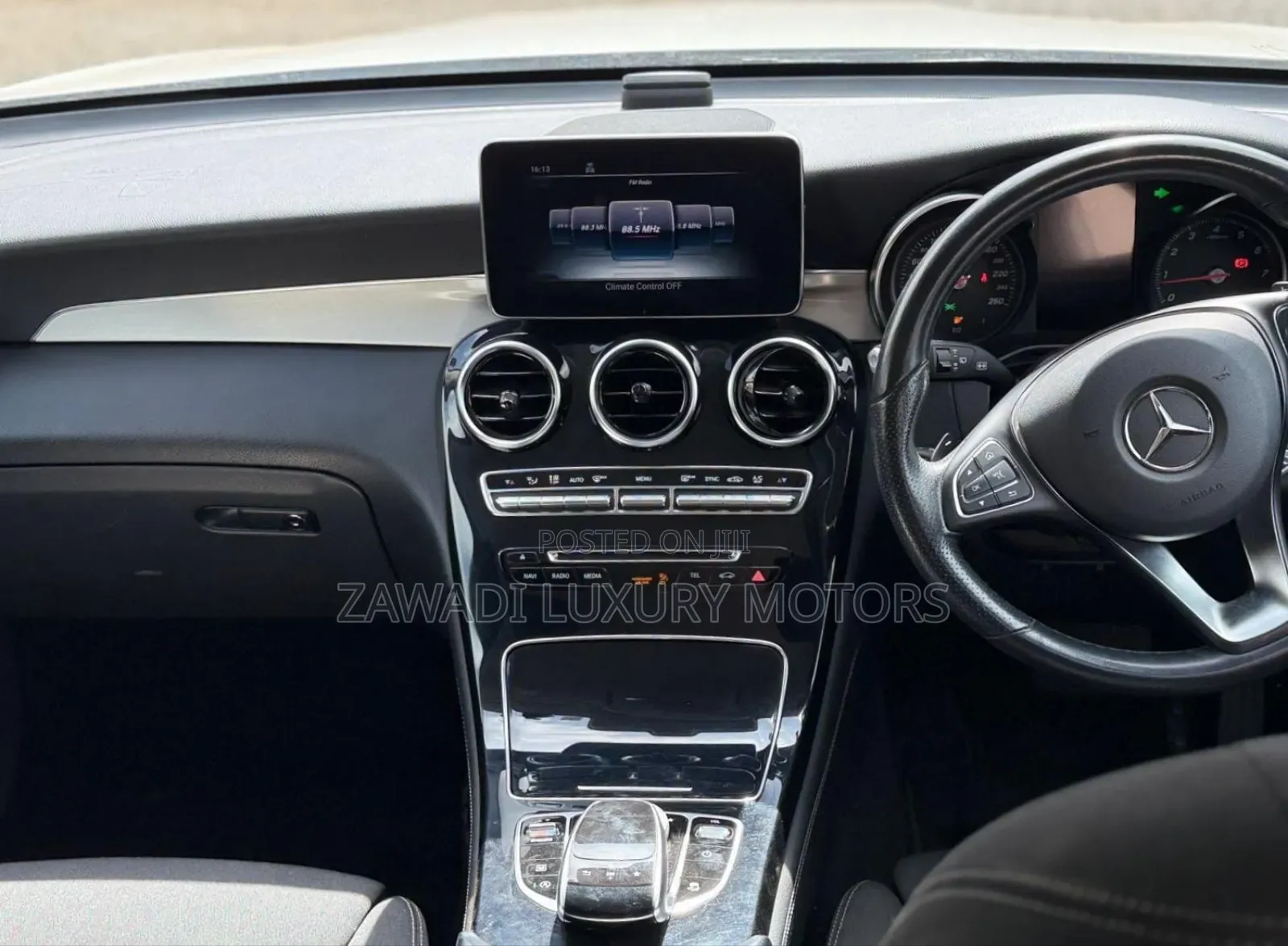 Mercedes-Benz GLC-Class 2018 White