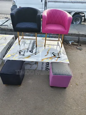 Salon Set of Styling Seats,Puff and Mable Sheet Platform