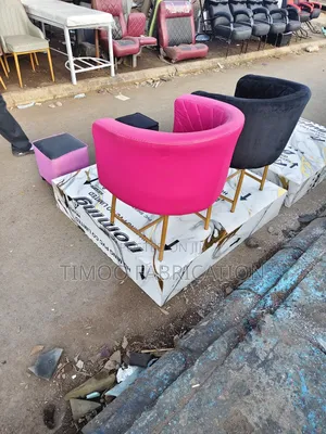 Salon Set of Styling Seats,Puff and Mable Sheet Platform