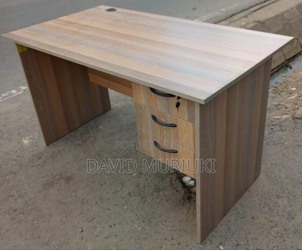Office Desk Table;
1.4m - main view