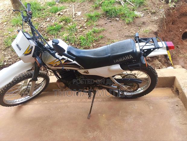 Yamaha DT175 2021 White - thumbnail 2