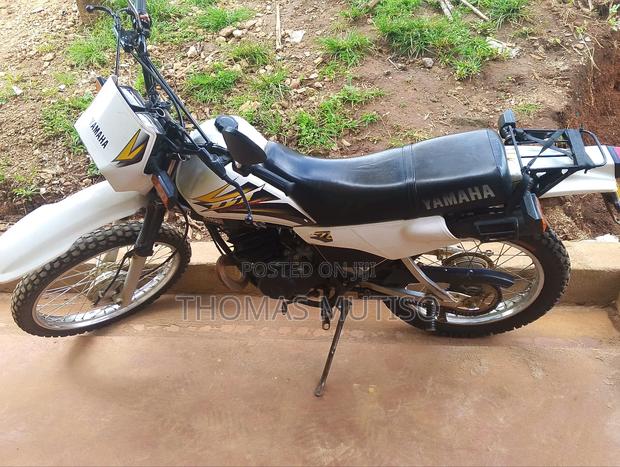 Yamaha DT175 2021 White - thumbnail 3