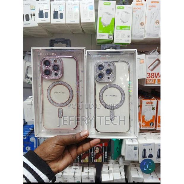 Apple iPhone 14 Pro Max Clear Phone Case With Glitters - main view