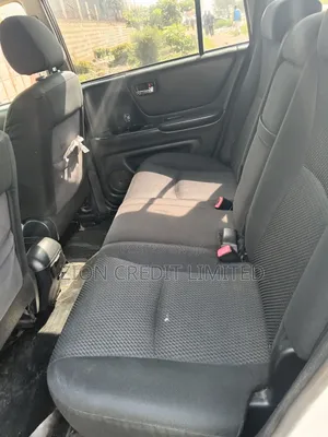 Toyota Kluger 2006 White
