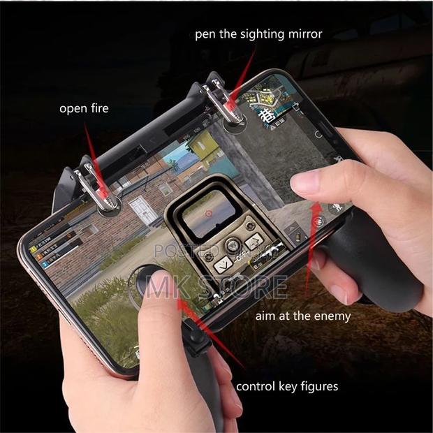 Pubg / Codmmobile Phone Grip With Triggers Analog Stick