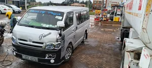 Toyota HiAce 2008 White