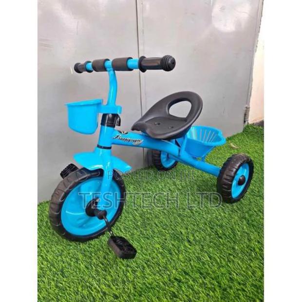 Kids Tricyles With a Basket Blue - main view
