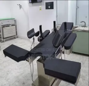Electric/Hydraulic Theater Table