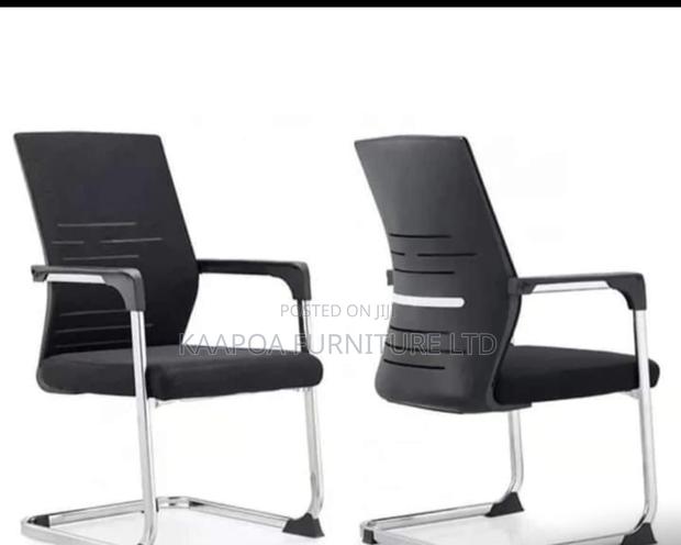 H59 Visitor Office Chair - thumbnail 2