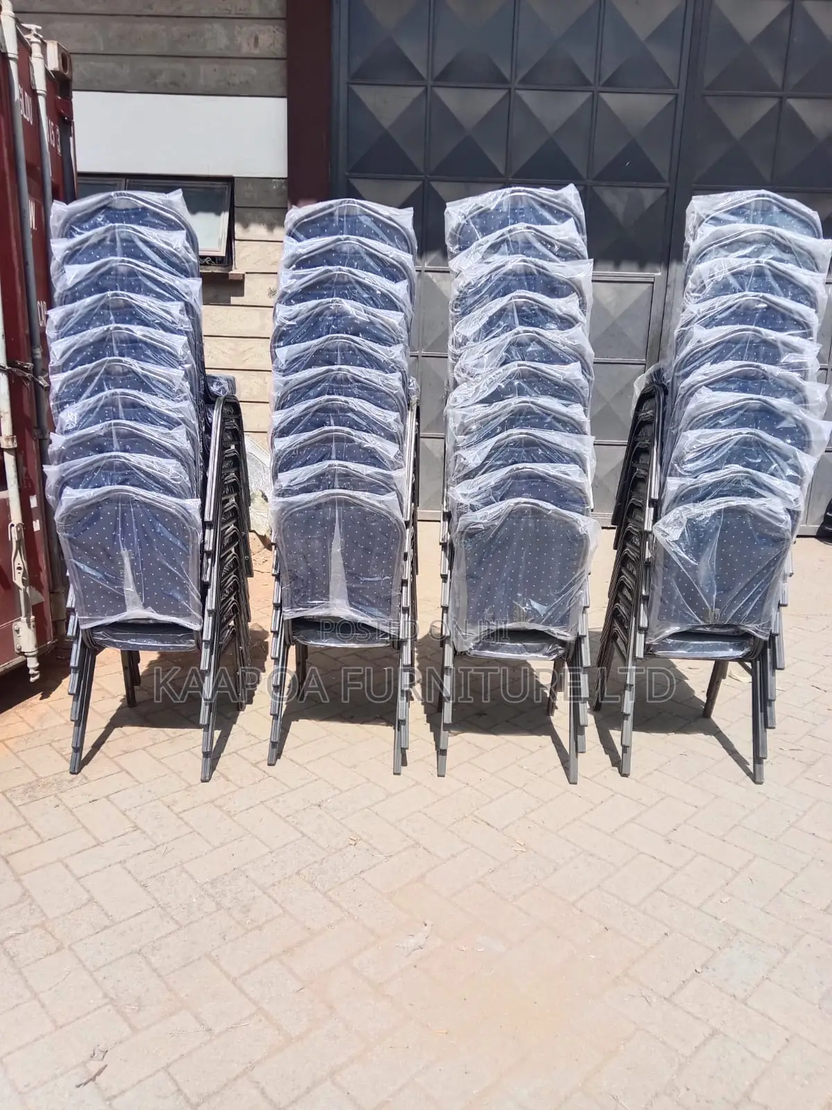 Conference Chairs(Banquet)