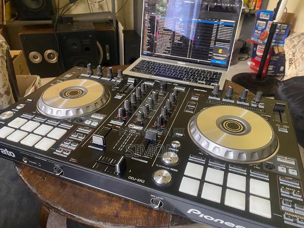 Pioneer Dj DDJ-Sr2 4-Deck Serato Dj Pro Controller - thumbnail 2
