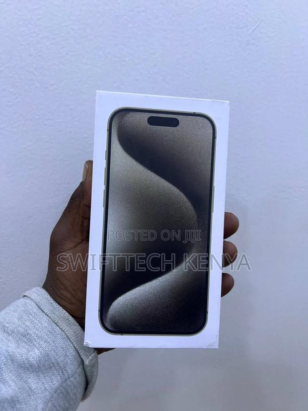 Apple iPhone 15 Pro Max 256 GB White