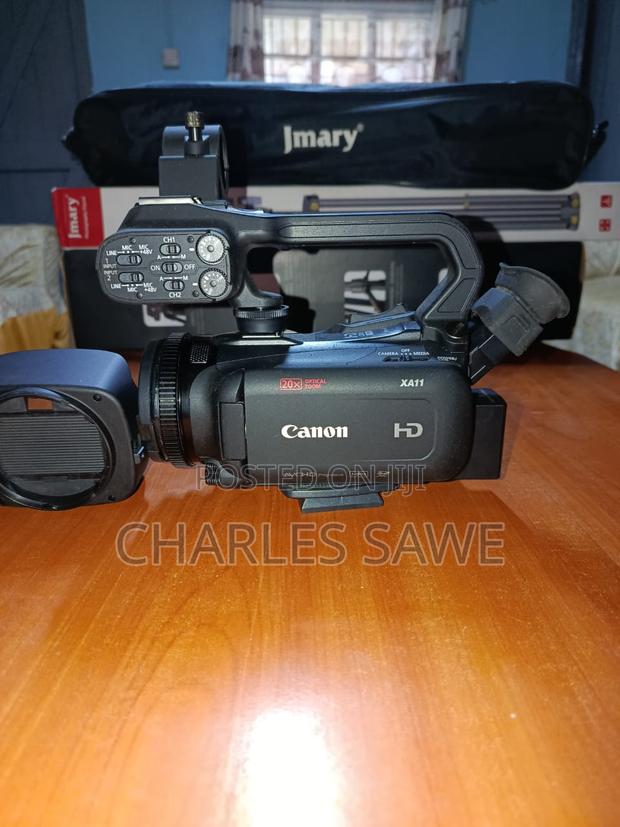 Canon Xa11 Professional Full Hd Camcorder