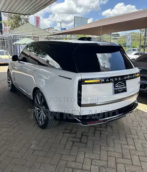 Land Rover Range Rover Vogue 2022 White