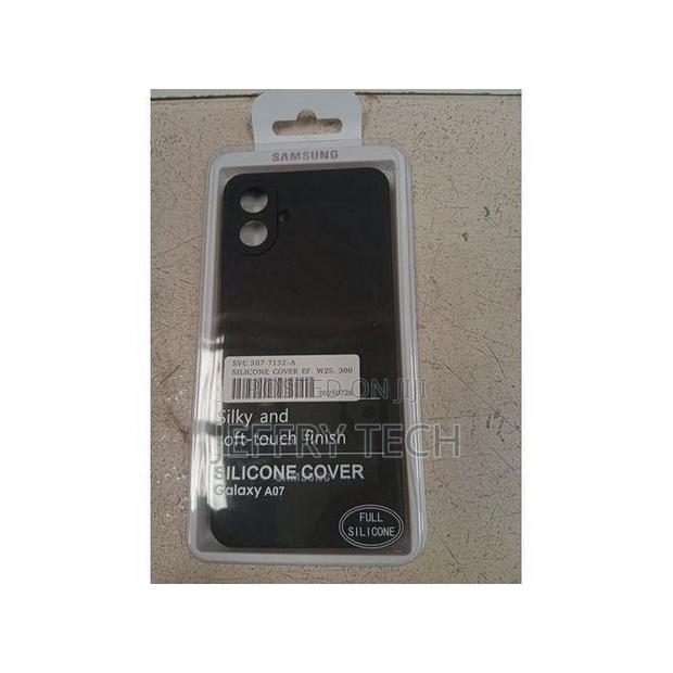 Samsung A17 Silicone Case Pouch - main view