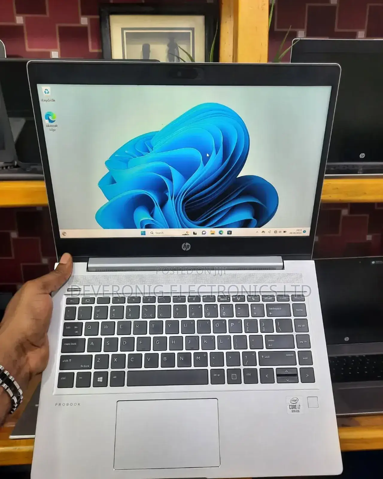 New Laptop HP EliteBook 840 G6 16GB Intel Core i5 SSD 16 GB