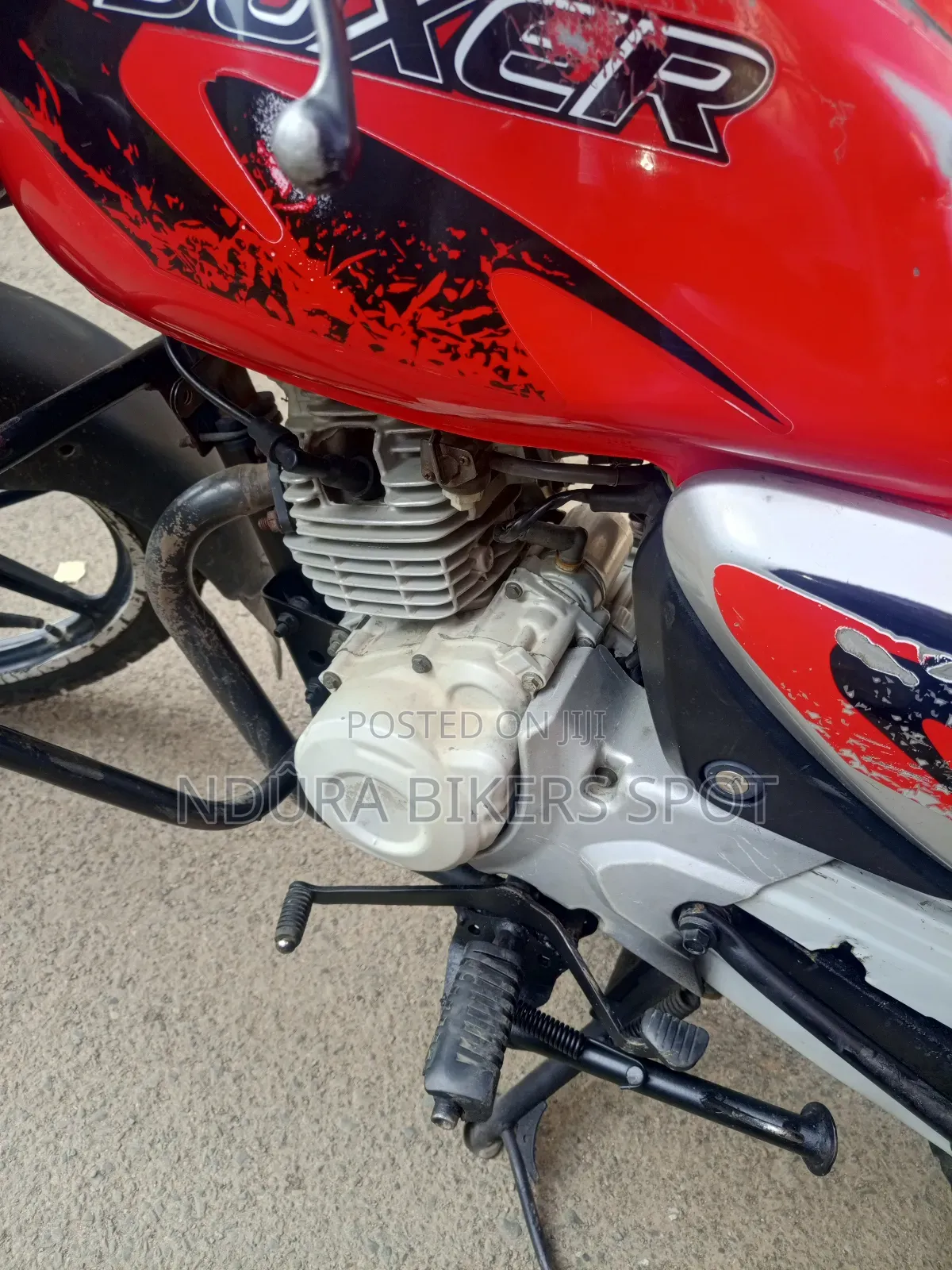 Bajaj Boxer 125 2024 Red