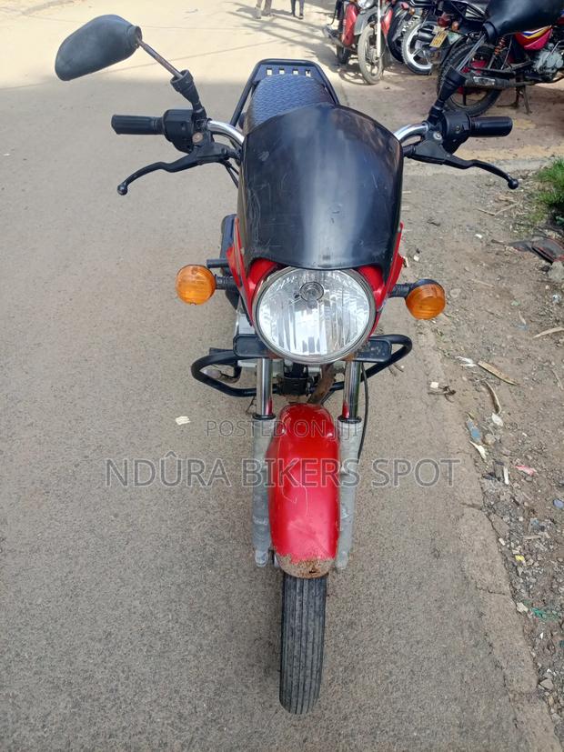 Bajaj Boxer 125 2025 Red - thumbnail 4