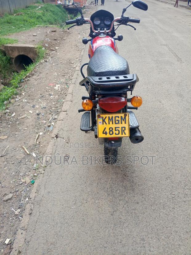 Bajaj Boxer 125 2025 Red - thumbnail 7