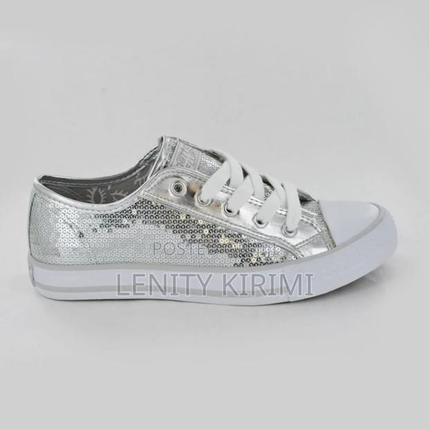 Latest Converse Sneakers - thumbnail 3