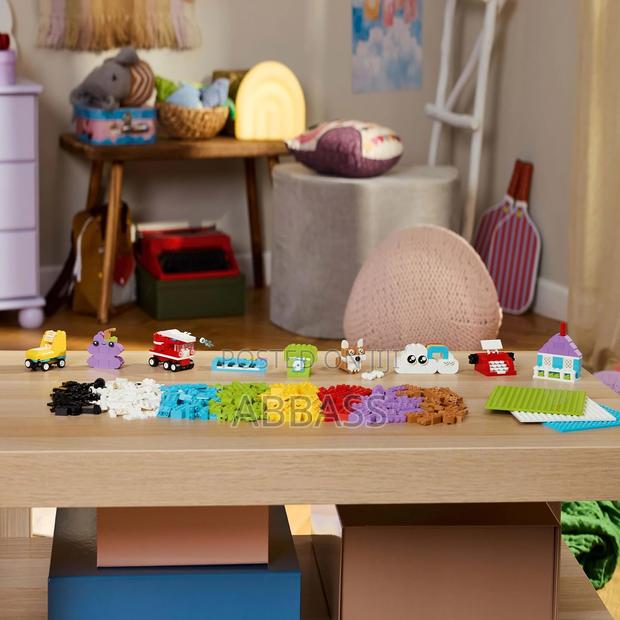 Lego Classic Creative Build-and-Play - Colourful Bricks Set (750 Pcs) - thumbnail 4