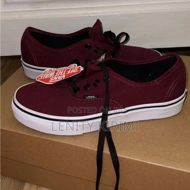 Classic Vans Sneakers