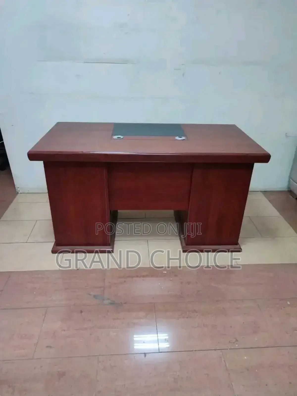 1.2 M Office Desk