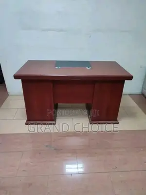 1.2 M Office Desk