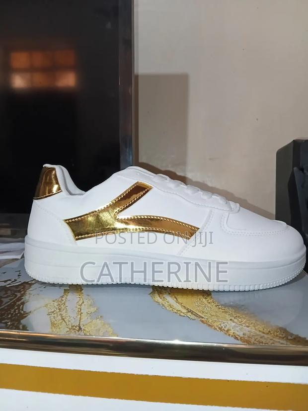 Sneakers Shoes - thumbnail 3