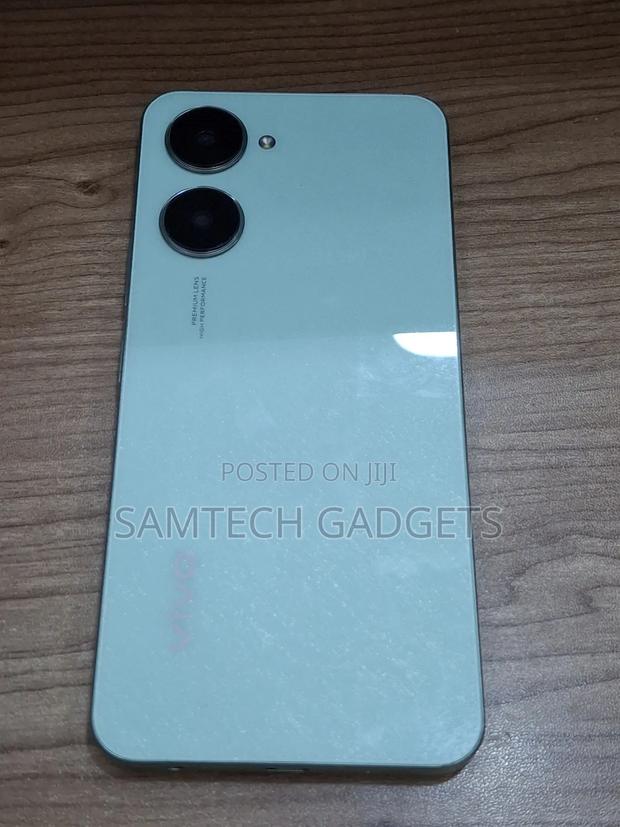 Vivo Y03 128 GB Blue